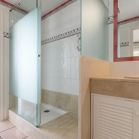 Uhc Center Apartamento